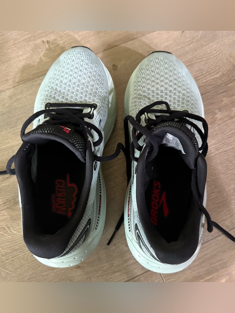 Excellent used condition Brooks Light Mint Glycerine GTS 21 - Picture 8 of 8